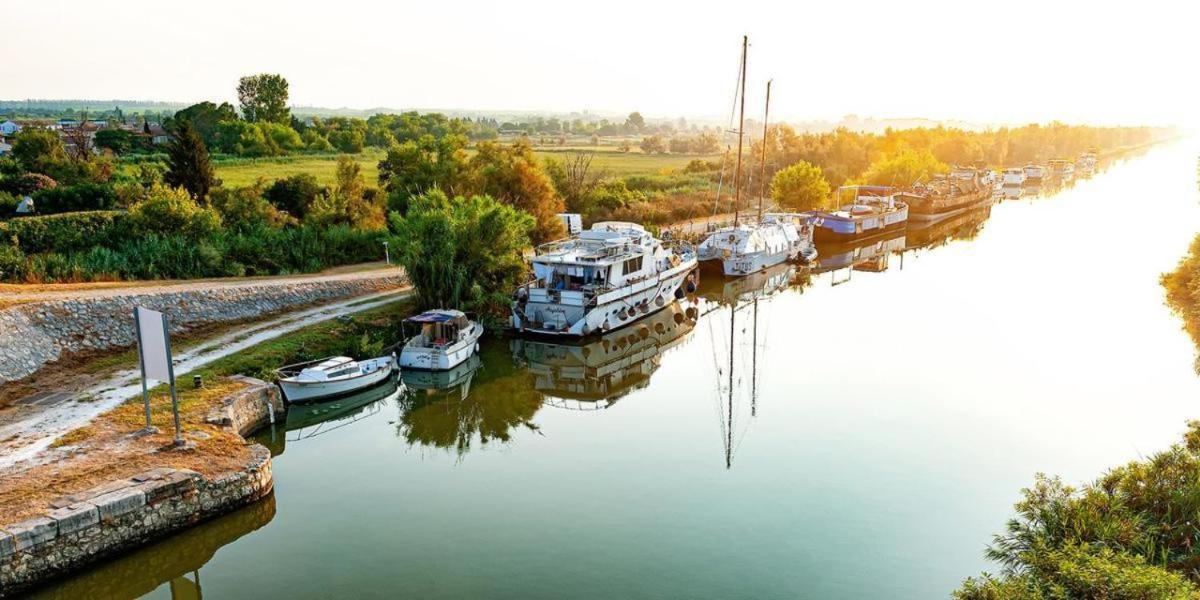 Hotel Sejour Unique Sur Un Bateau "Marius" Vauvert Zewnętrze zdjęcie
